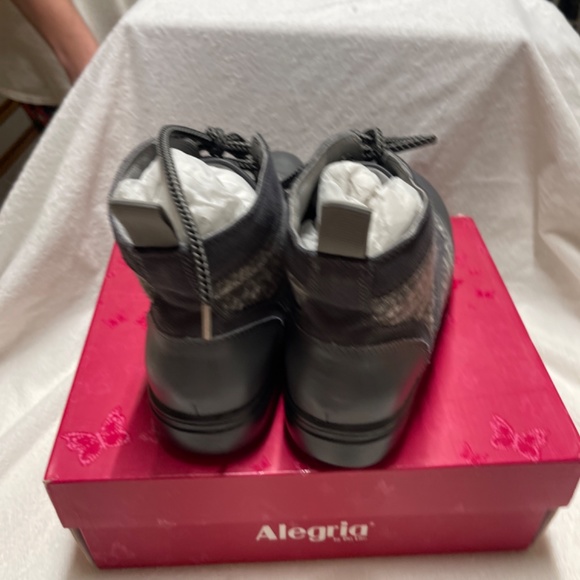 Algeria - Picture 3 of 7